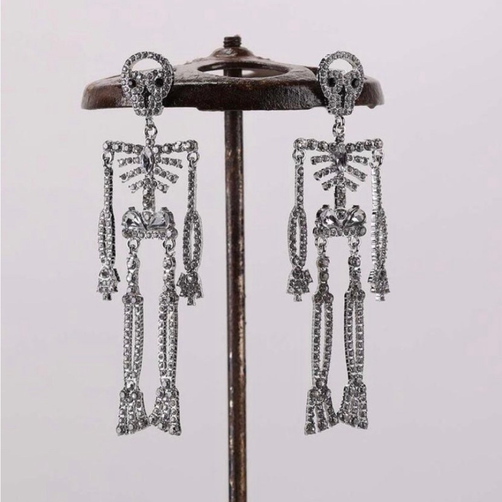 Skelly earrings